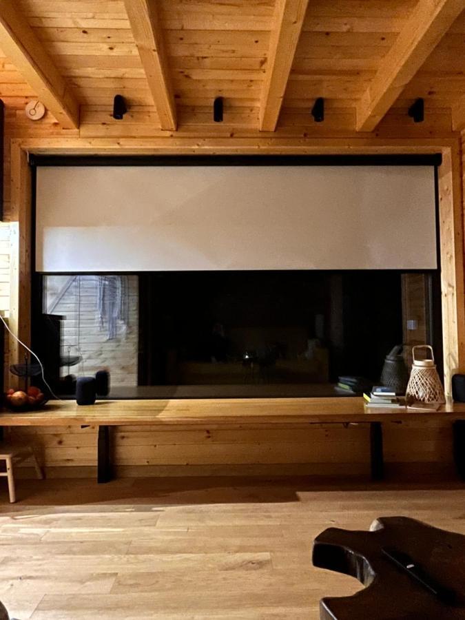 Moodysun Studio, Remote Tiny Home Comarnic Exteriör bild