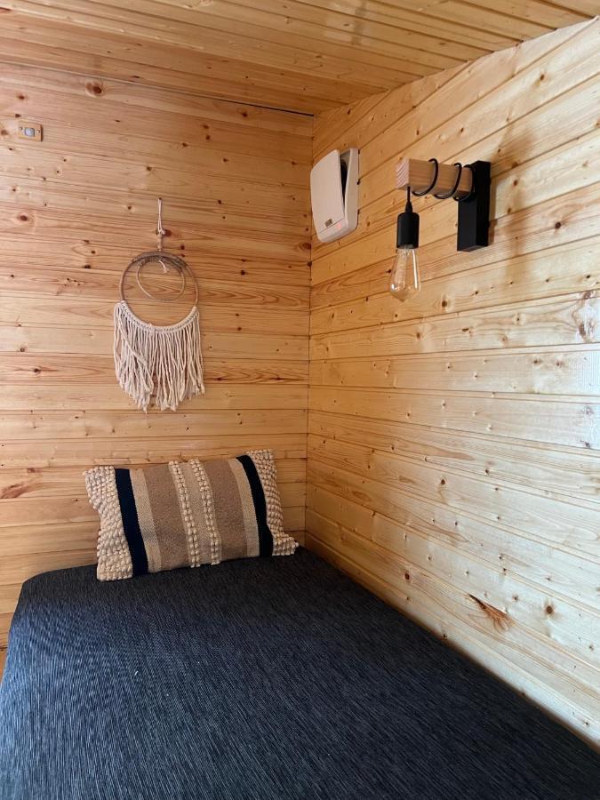 Moodysun Studio, Remote Tiny Home Comarnic Exteriör bild